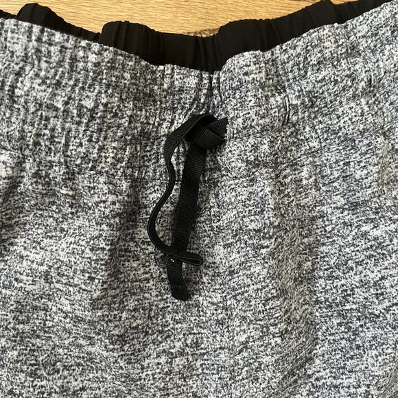 Threads 4 Thought (10y) Athletic Shorts - Picture 4 of 7